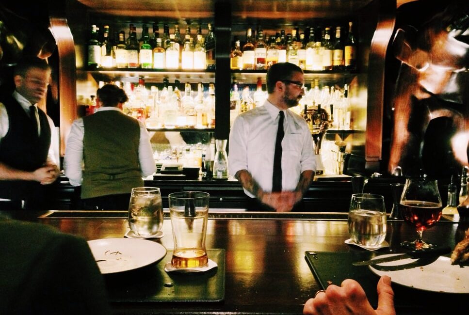 How to Become a Bartender (with No Experience)